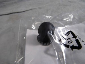 3685779C03 - Motorola Frequency Knob, Short